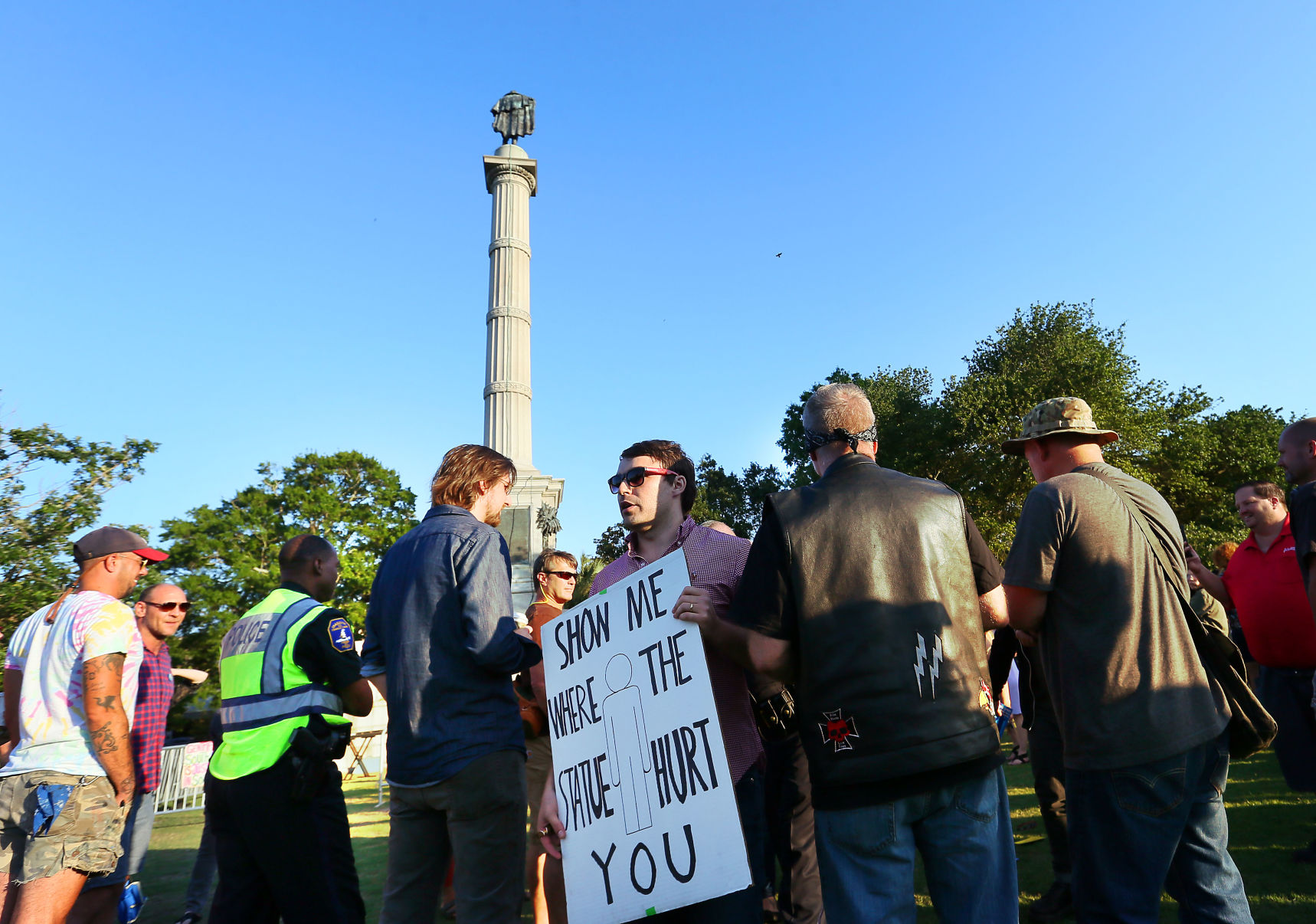 04 make it right calhoun protest.jpg